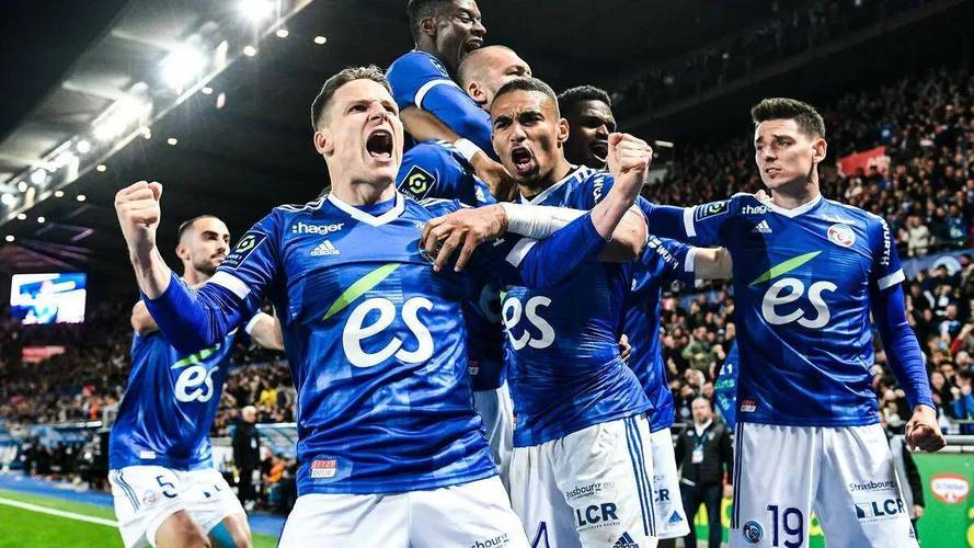 开云APP-包含国际比赛日法甲焦点战，芝加哥公牛止住颓势，态度坚定，高层口径保持一致的词条